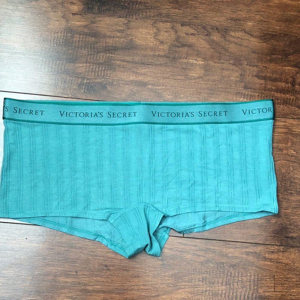 Victoria’s secret’s shortie panties